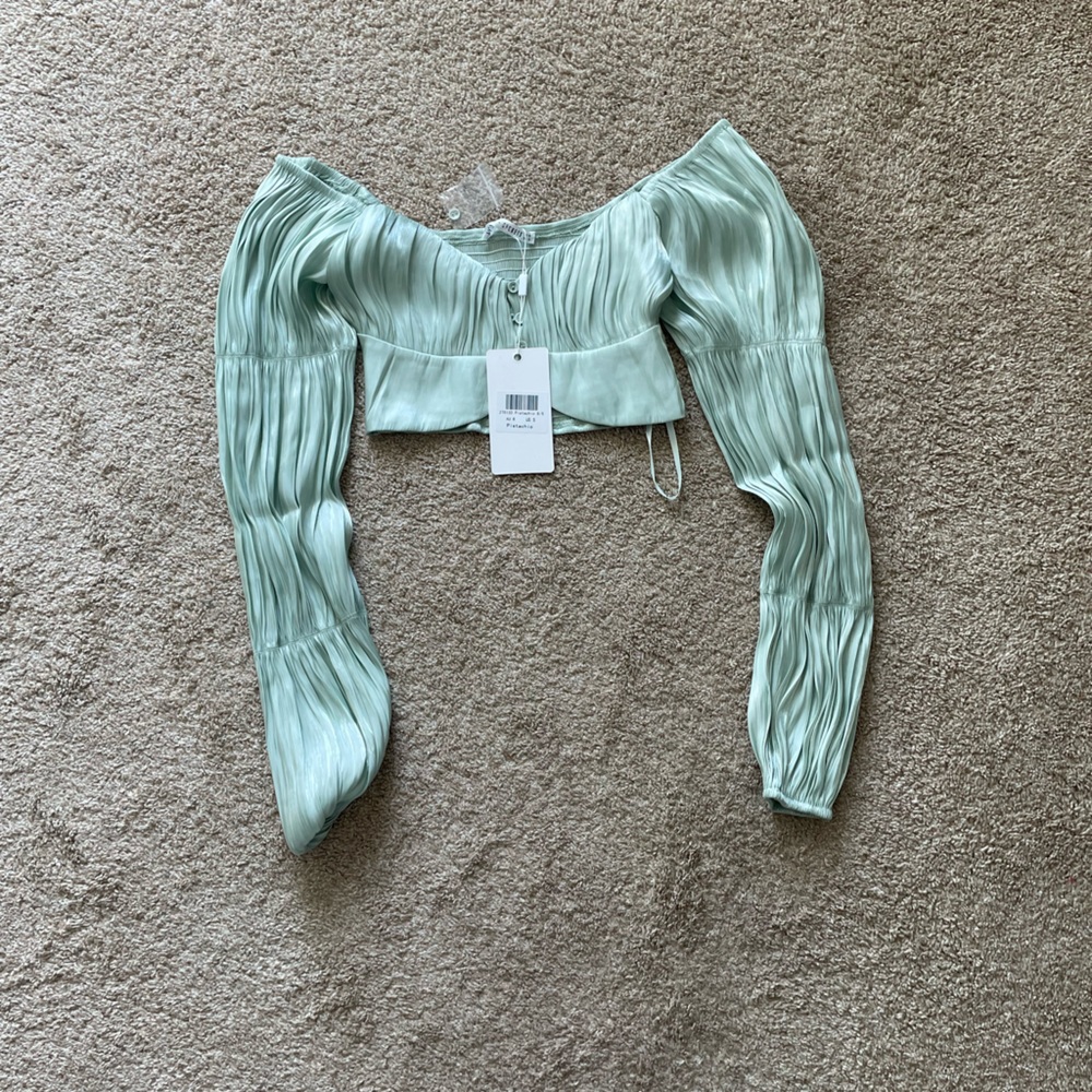 Womens off the shoulder crop top